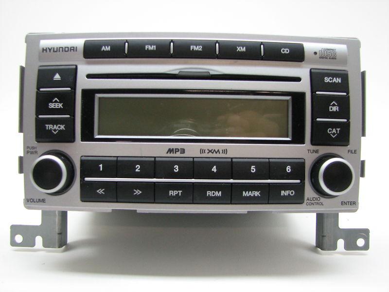 08 hyundai santa fe cd mp3  xm radio oem lkq works great!