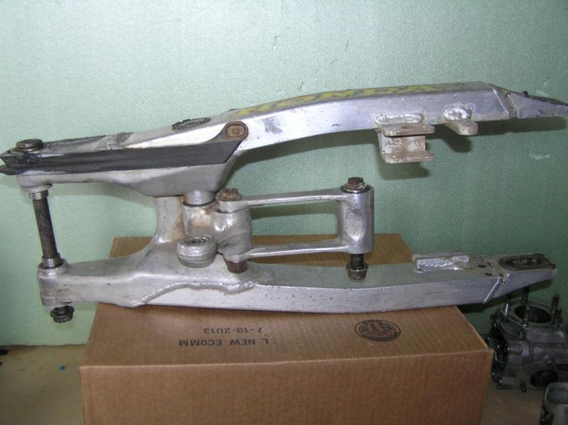 Cr125r swingarm with linkage assembly and bearings