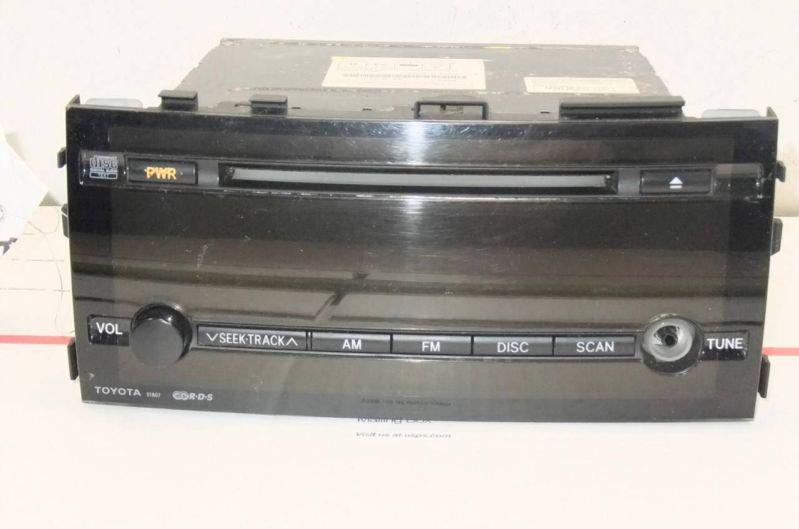 Radio am-fm-stereo w/cd player toyota prius 2004 2005 2006 86120-47090 oem