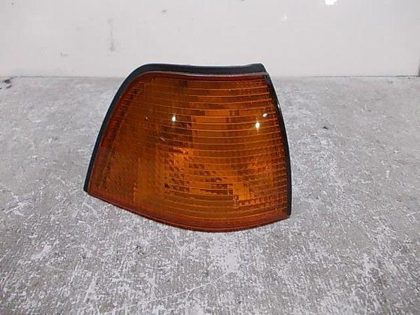 Bmw 3 series 1994 right clearance lamp [9311000]