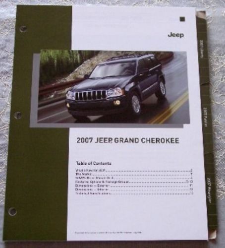 2007 jeep grand cherokee dealership only product knowledge literature brochure!