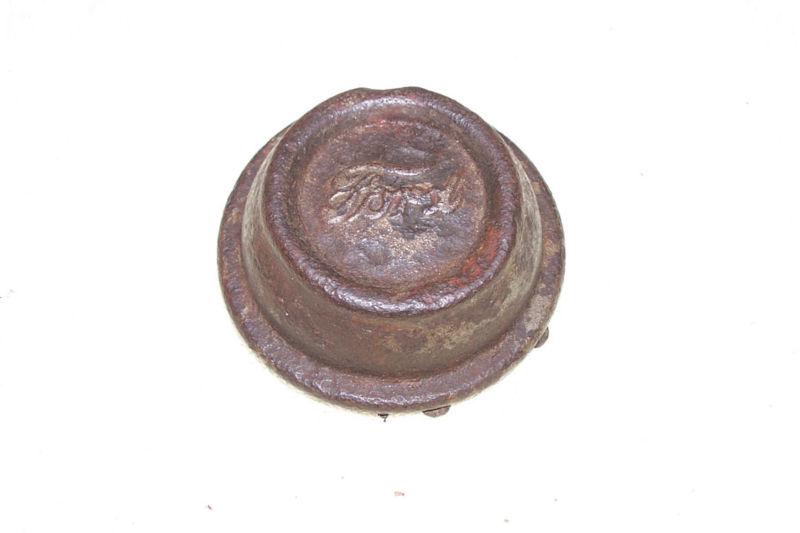 Antique ford wheel hub old vintage model a t pickup truck tire center axle cap