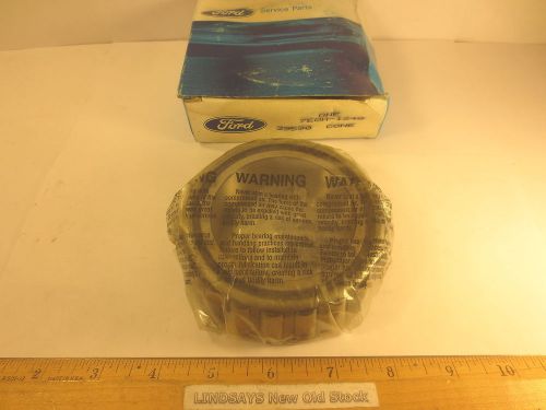 Ford 1980/2000, 600/900 medium truck &#034;cone &amp; roller&#034; (bearing outer-#39590) rear