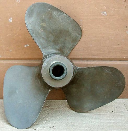 Vtg.  johnson outboard motor boat brass propeller~oj 12 15 v100~310213