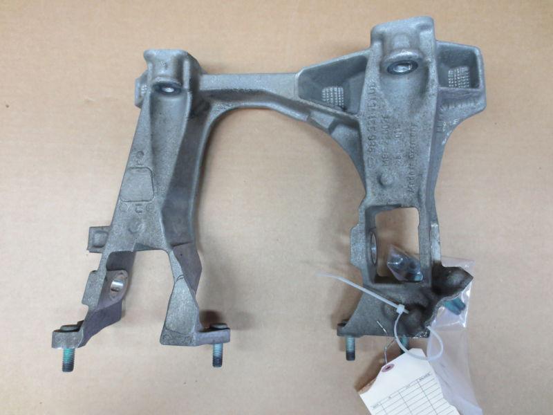 01 porsche 986 911 boxster l rear subframe bracket left 986.331.161.08  36,628