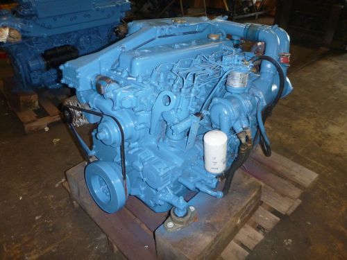 Perkins range 275 hp marine-diesel engines/transmission 2.5:1