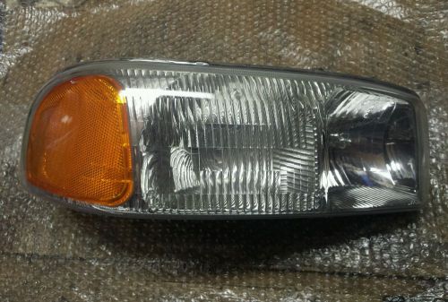 02 03 04 05 06 gm gmc chevy yukon passenger side headlight turn signal rh oem