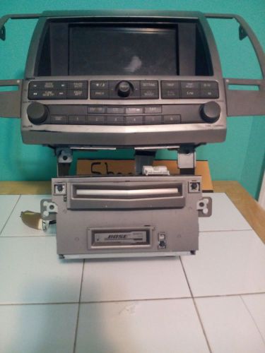 2004-06 nissan maxima (am-fm-stereo-cassette-cd), bose (6 disc in dash )