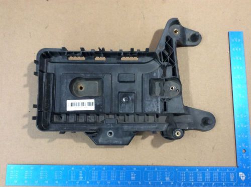 09 10 11 12 13 14 volkswagen tiguan battery tray holder plate oem j