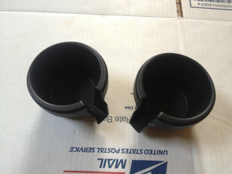 2000-04 ford focus cup holder liner inserts 01 02 03