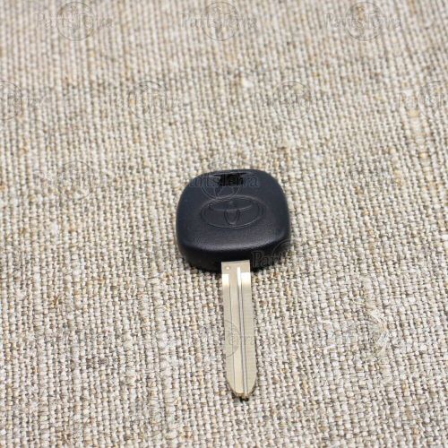 8978560160 genuine oem toyota transmitter transponder uncut master key blank