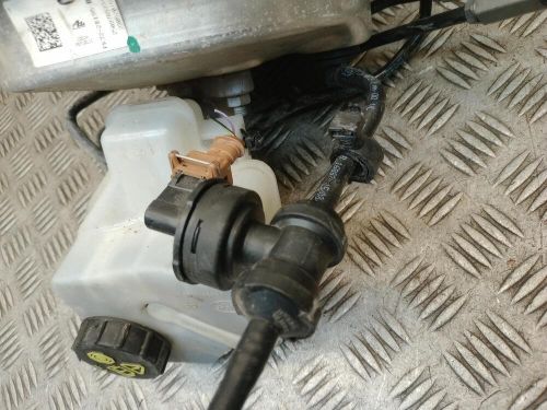 Landrover discovery sport brake master cylinder servo fk722b195bf l550 2014-20