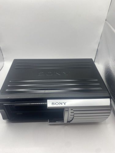 Sony cdx-656 multi cd changer with cartridge - working - no cables