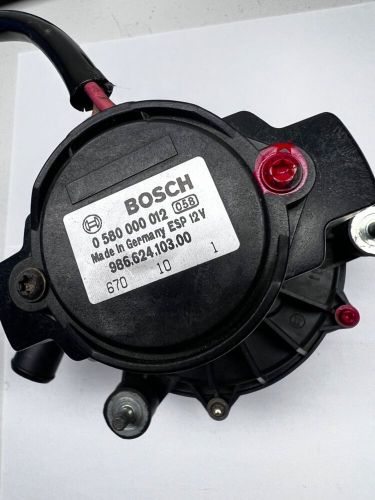 Porsche secondary air injection pump 986.624.103.00