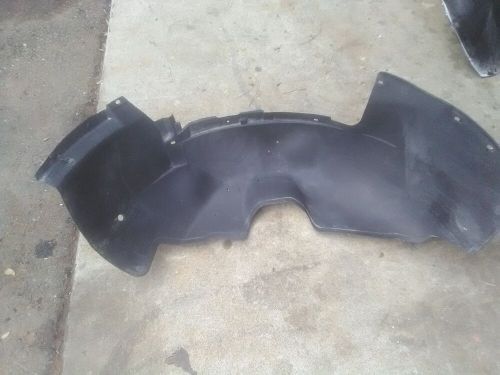 Inner fender front driver side 1999-2007 chevrolet silverado 2500hd 3500hd