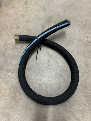 8-1/2 foot length of 2-1/2&#034; series 252 corrugated marine exhaust hose