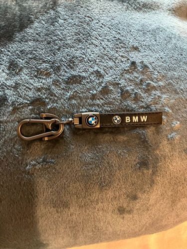 +++blow out sale black leather bmw key chains+++