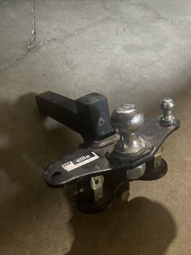 Eaz elite hitch - mgtwr 14,000lb distributing.  comes with 2 bars and chains