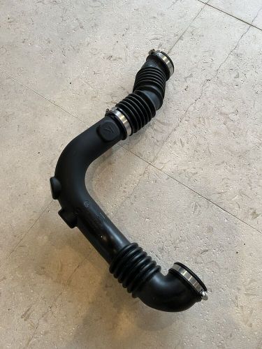 2022 subaru wrx oem intake pipe and box