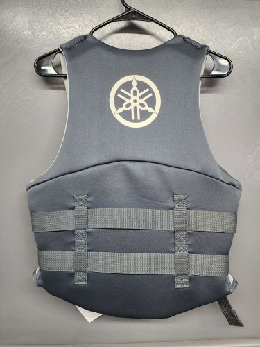 Yamaha value grey pfd mar-22vvn-gy-**