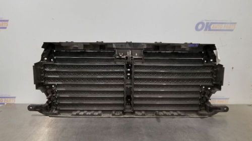 20 ford f150 5.0l upper air shutter assembly