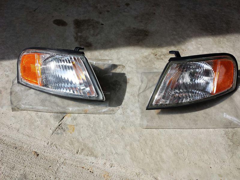 Nissan altima 98-99 side marker corner lamps lights pair set left & right