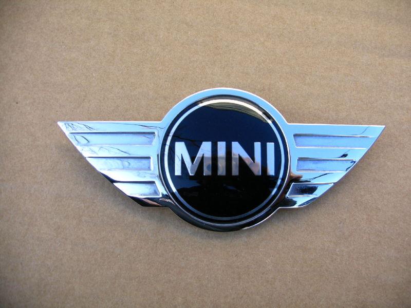 Mini cooper s 07-12 chrome hood emblem