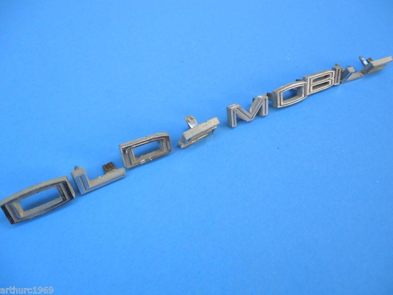 Oldsmobile letter emblems 1960's 1964 oldsmobile cutlass oem trunk letter set 