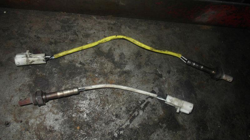 L/r oxygen sensors 1994 ford taurus 3.8l engine !!