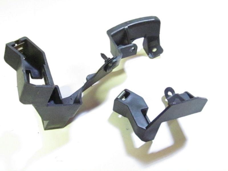 Yamaha fz6 fz600 fz 600 2006 06 misc. plastic brackets 89250