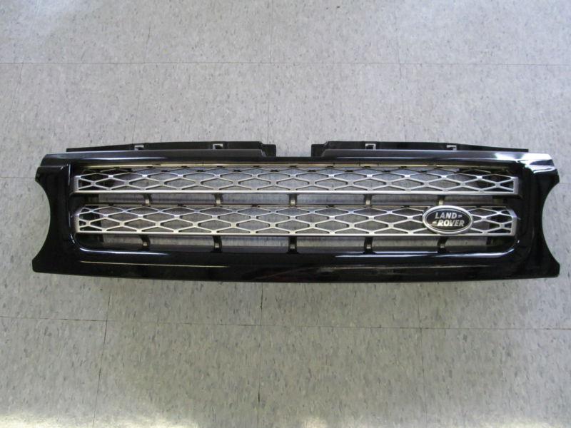 2011 2012 land rover range rover  w/ emblem oem grille nice!