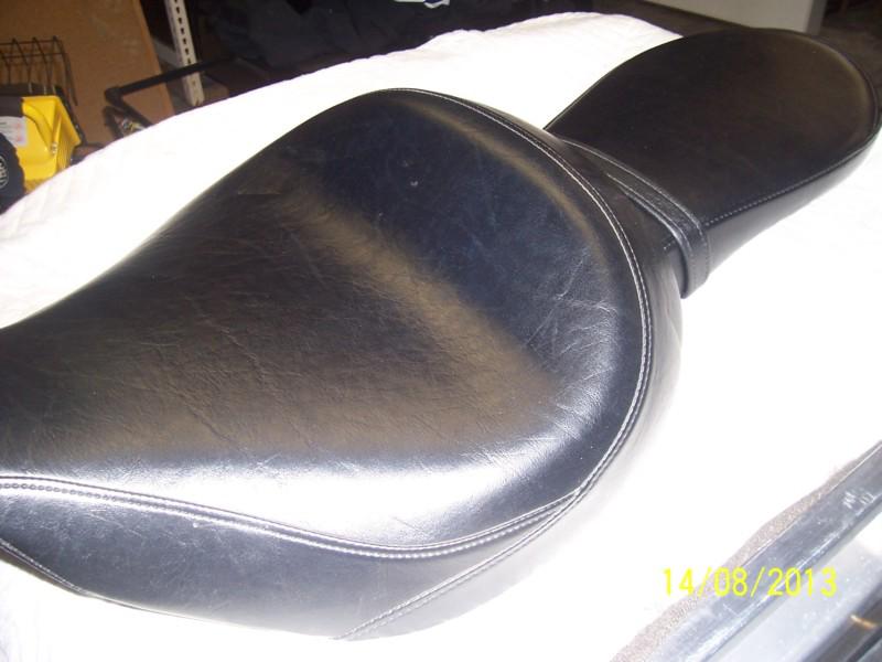 Yamaha roadliner seat set