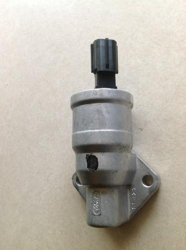 2002-2004 ford focus svt throttle air bypass valve iac idle