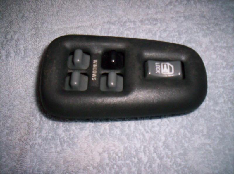 93 94 95 96 97 pontiac bonneville main power window switch   no reserve !!