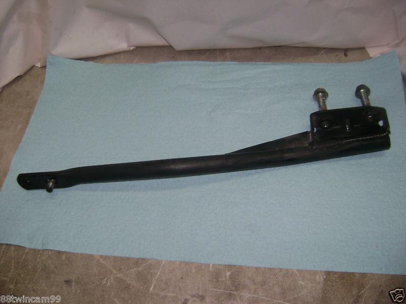 Harley-davidson sportster  rear pipe support   1995 86-03