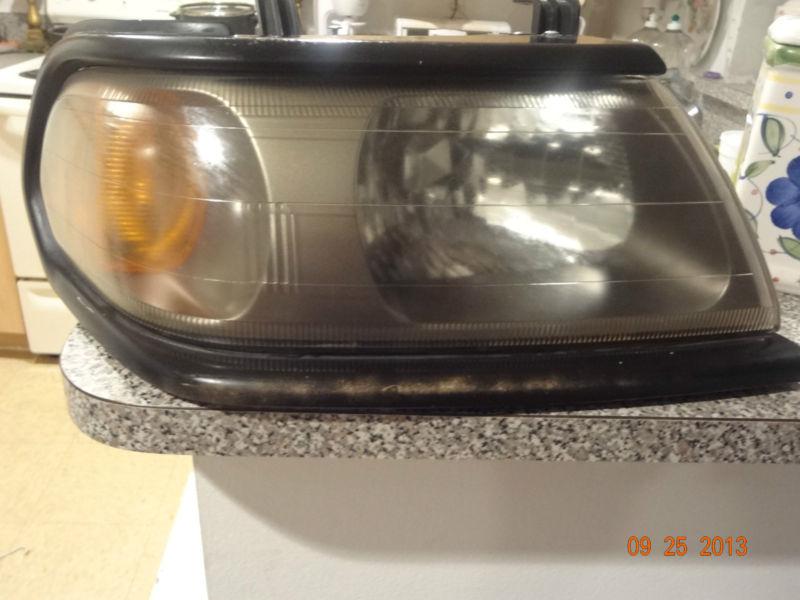 2000-01-02-03-04 mitsubishi montero sport passenger headlight lamp(right side)