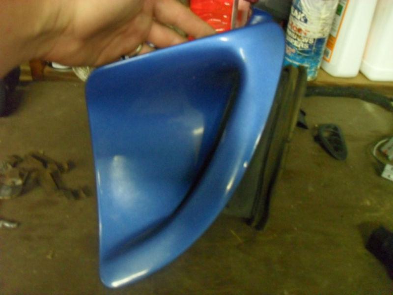 94-98 ford mustang lh side scoop blue drivers side used
