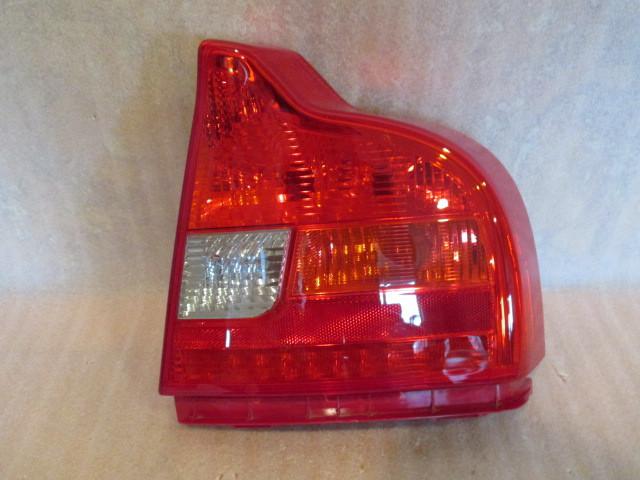 Oem 2006 volvo s80 passengers side taillight genuine factory oem ( right )