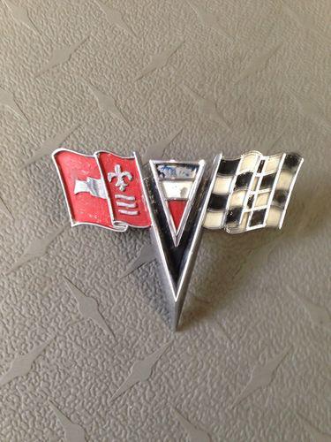 1963 1964 corvette hood emblem 