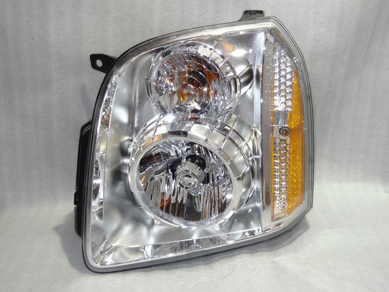 2007 -2013 gmc denali / xl / sle / slt /hybrid factory driver side headlight oem