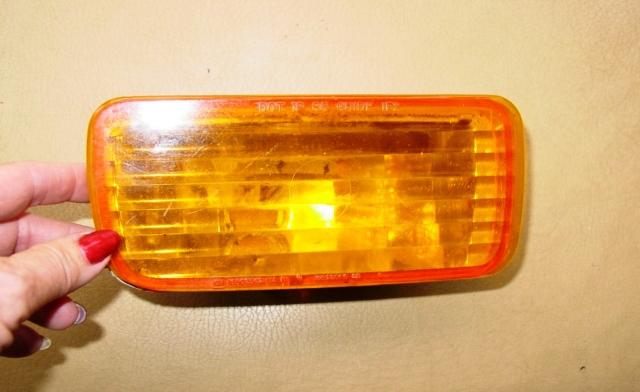 85 1985 chevy chevrolet camaro right parking light part # dot ip 85 guide if2