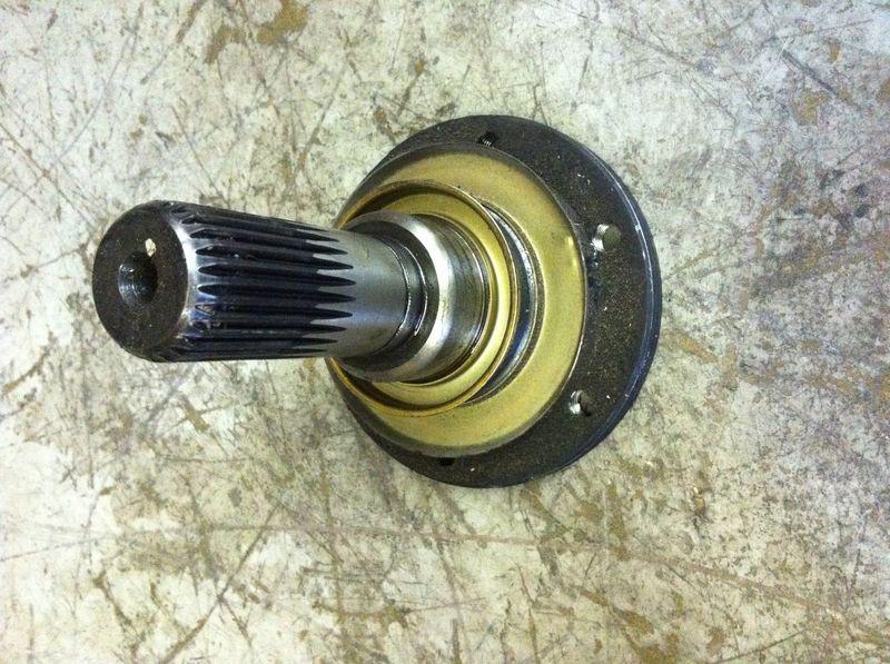 - - - - bmw e36 95-99 m3 output shaft for differential out put