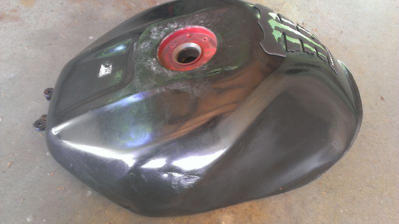 01 2002 03 suzuki gsxr 600 00-03 gsxr 750 01-02 gsxr 1000 oem gas fuel tank 