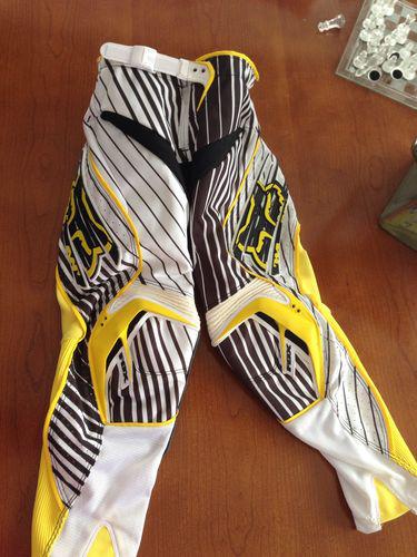 Fox riding gear yellow black motor cross new 8 24 youth kids $89 retail