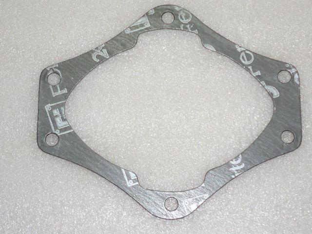 Massey ferguson 135 rear crankshaft seal housing gasket 