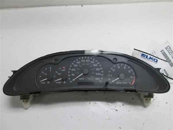 2000-2005 chevy cavalier speedometer speedo oem