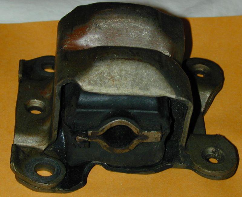 1984-96 c4 corvette engine motor mount cushion oem sbc chevrolet