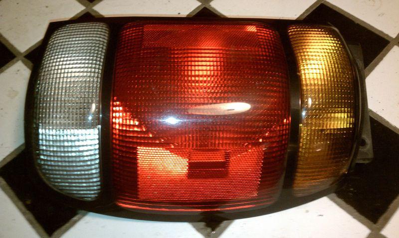 Ford explorer 95 96 97 right oem rear brake taillight