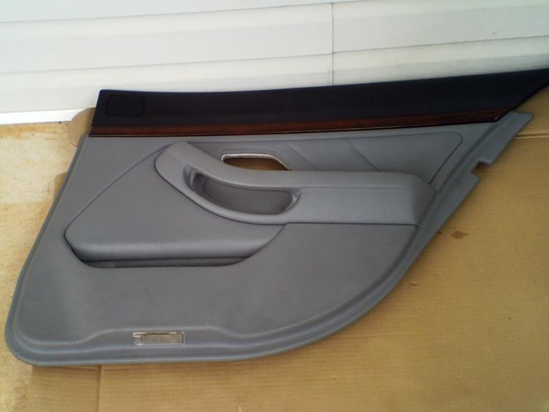 97-03 bmw e39 right rear interior door panel oem 528 530 525 