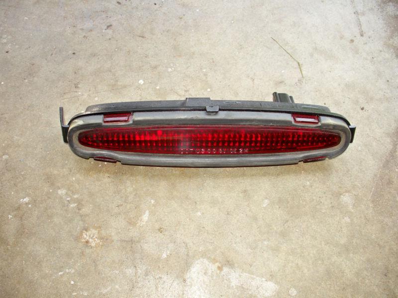 2000,2001,2002,2003,2004,05 pontiac bonneville high mount 3ed third brake light